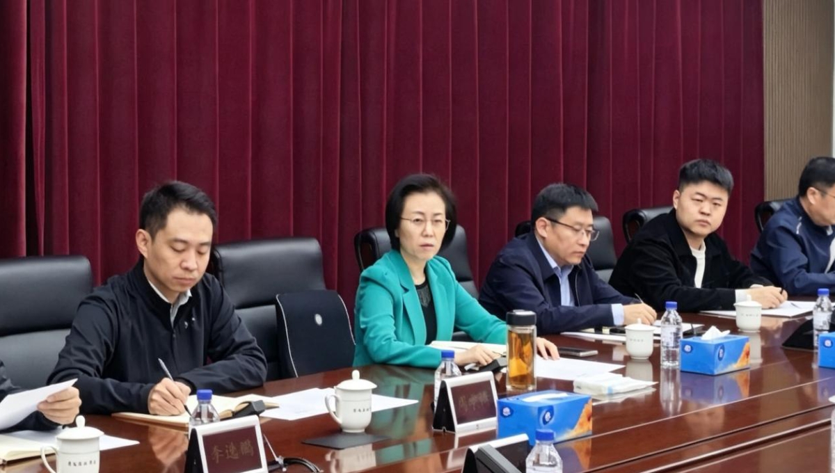 省发展改革委召开人工智能发展座谈会